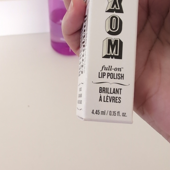 Buxom Rebecca Lip Polish - Picture 7 of 8